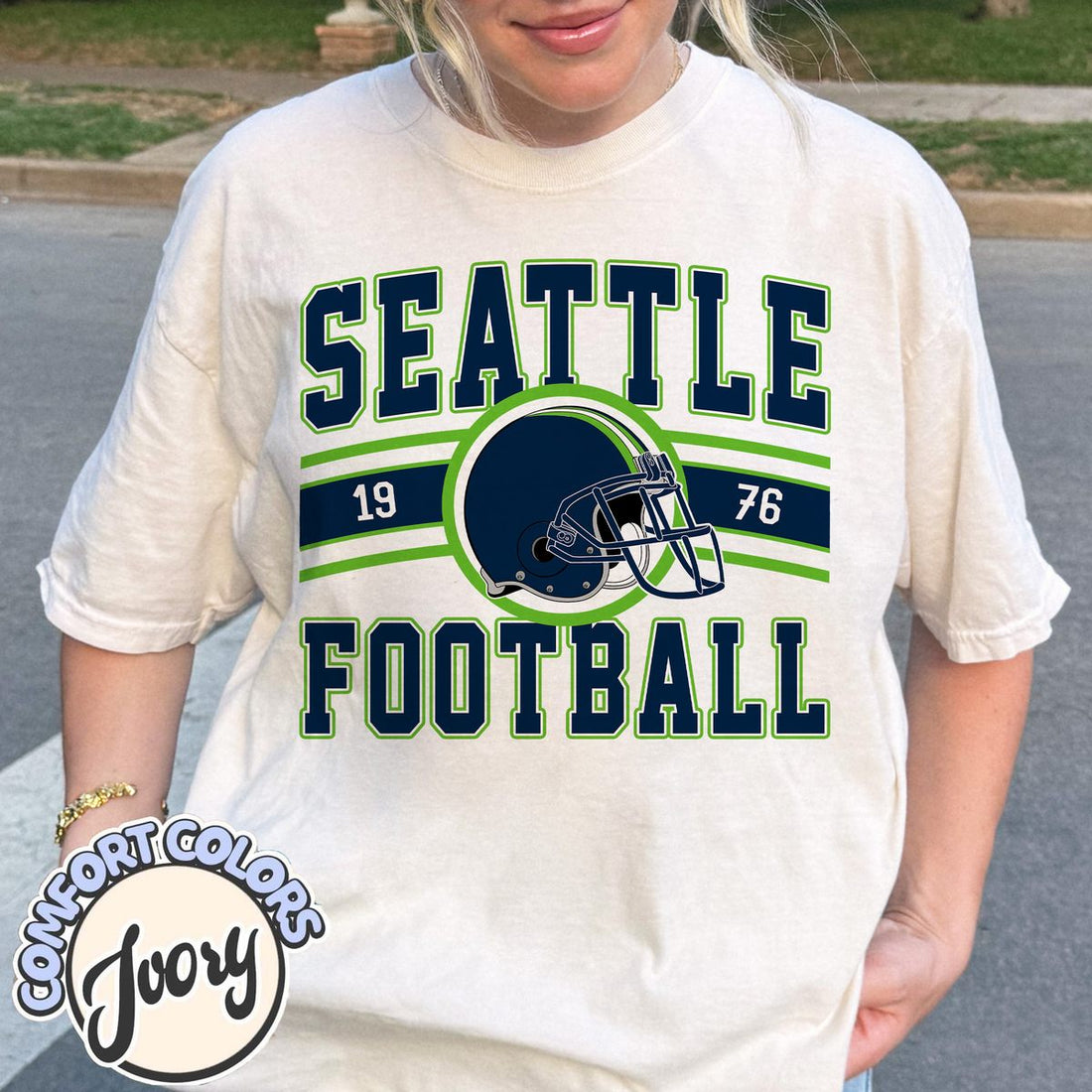 Unisex Seattle football vintage t-shirt for men and women