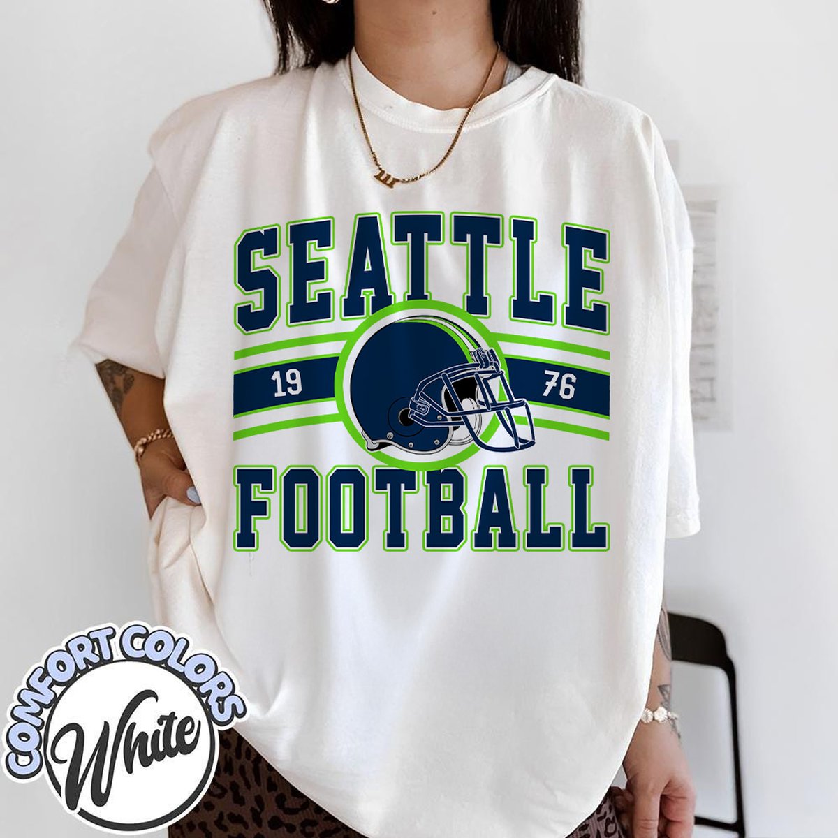 Unisex Seattle football vintage t-shirt for men and women