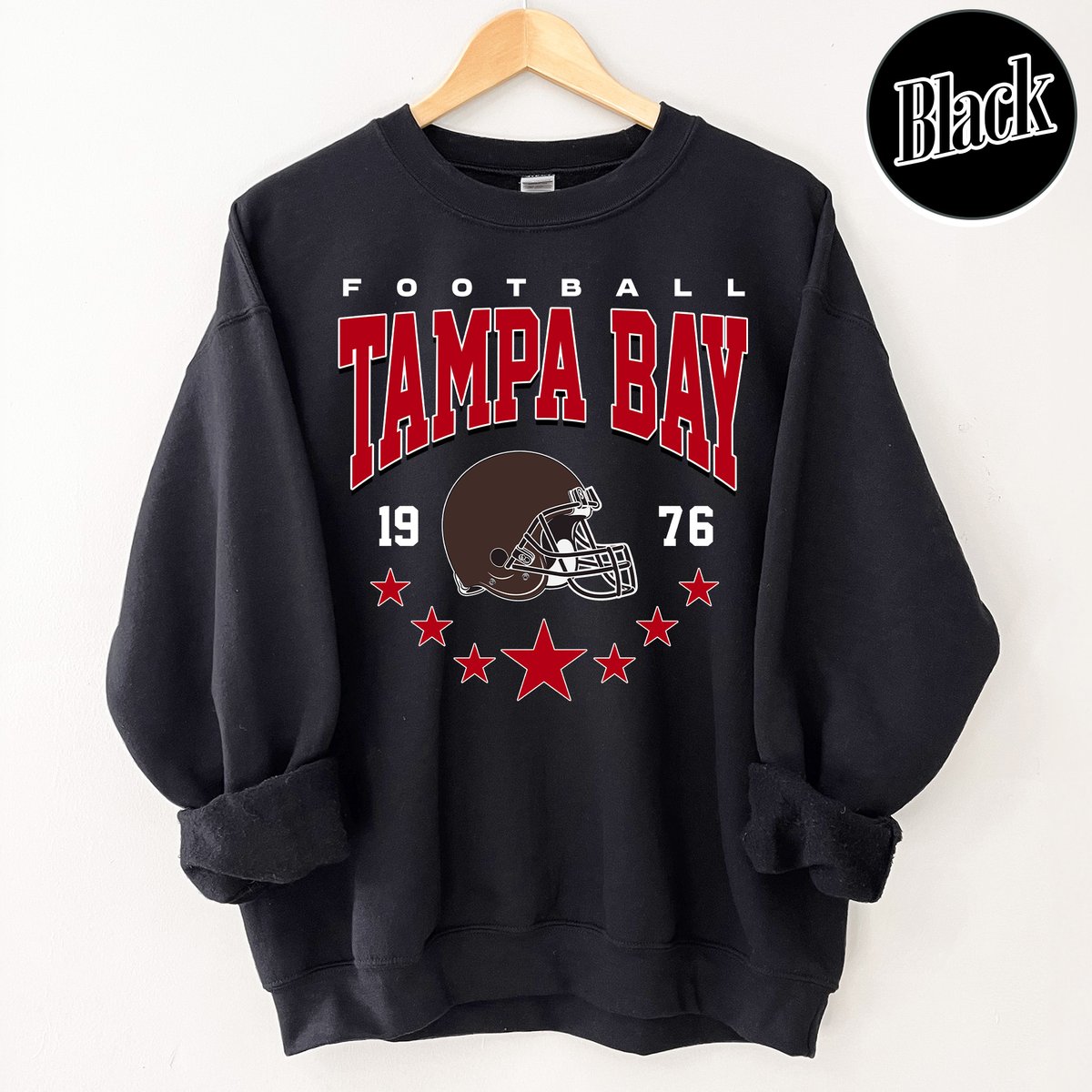 Unisex Tampa Bay football vintage crewneck sweatshirt for men and women