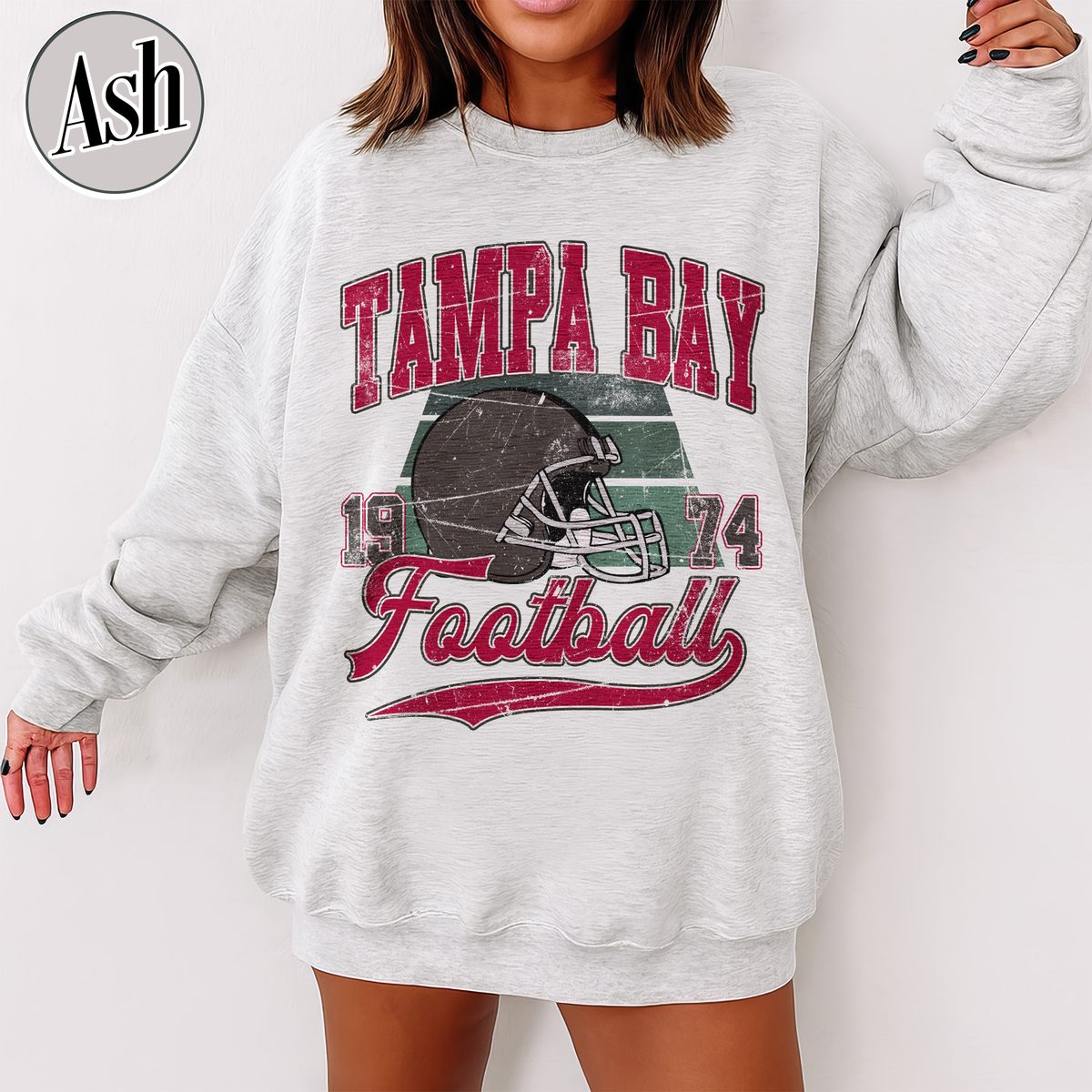 Unisex Tampa Bay football vintage crewneck sweatshirt for men and women