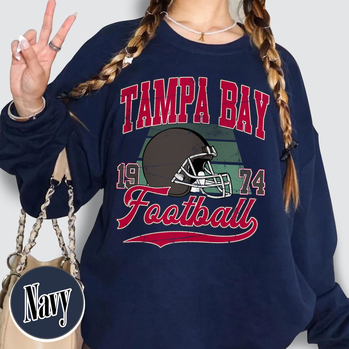 Unisex Tampa Bay football vintage crewneck sweatshirt for men and women