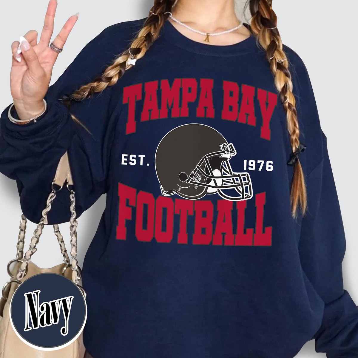 Unisex Tampa Bay football vintage crewneck sweatshirt for men and women