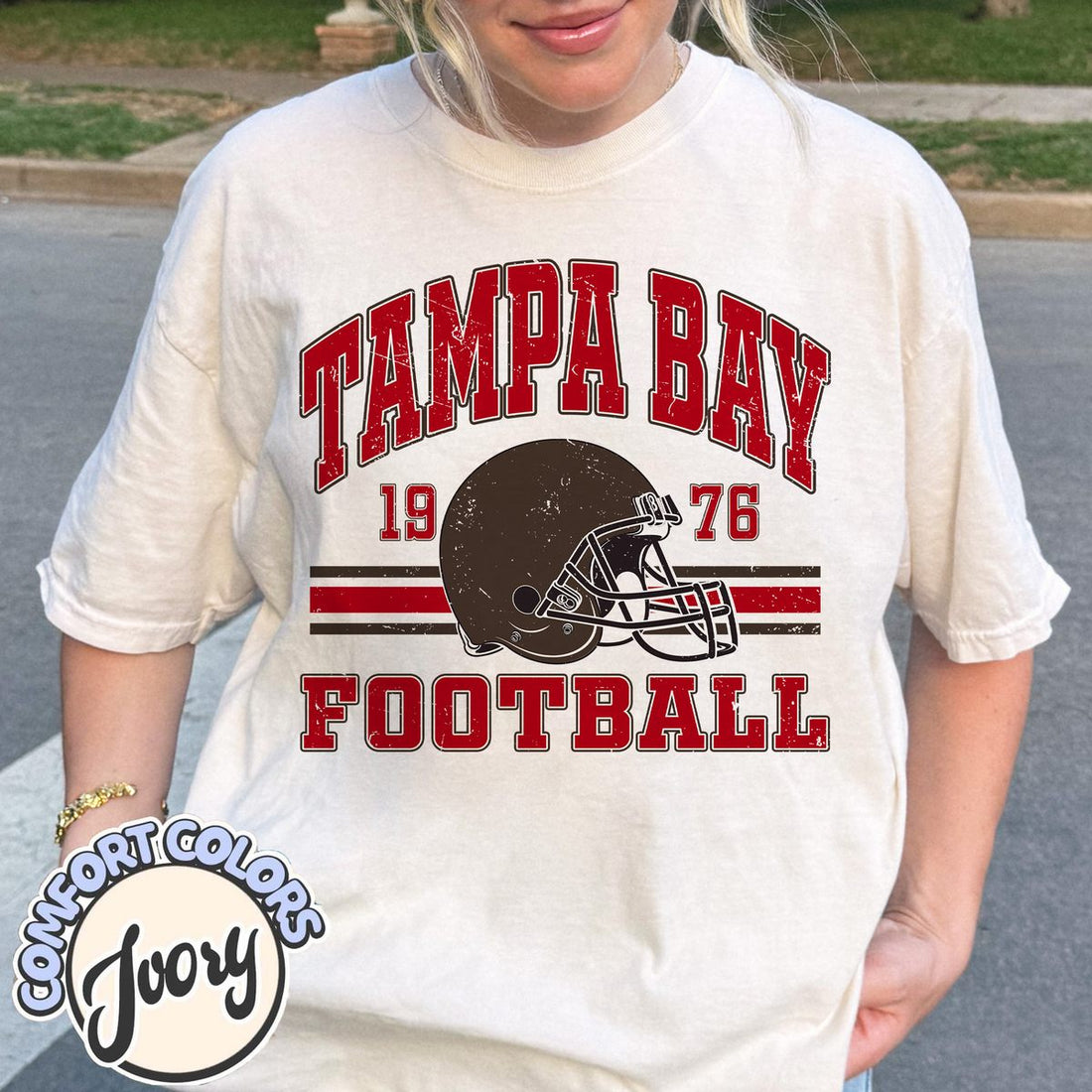 Unisex Tampa Bay football vintage t-shirt for men and women