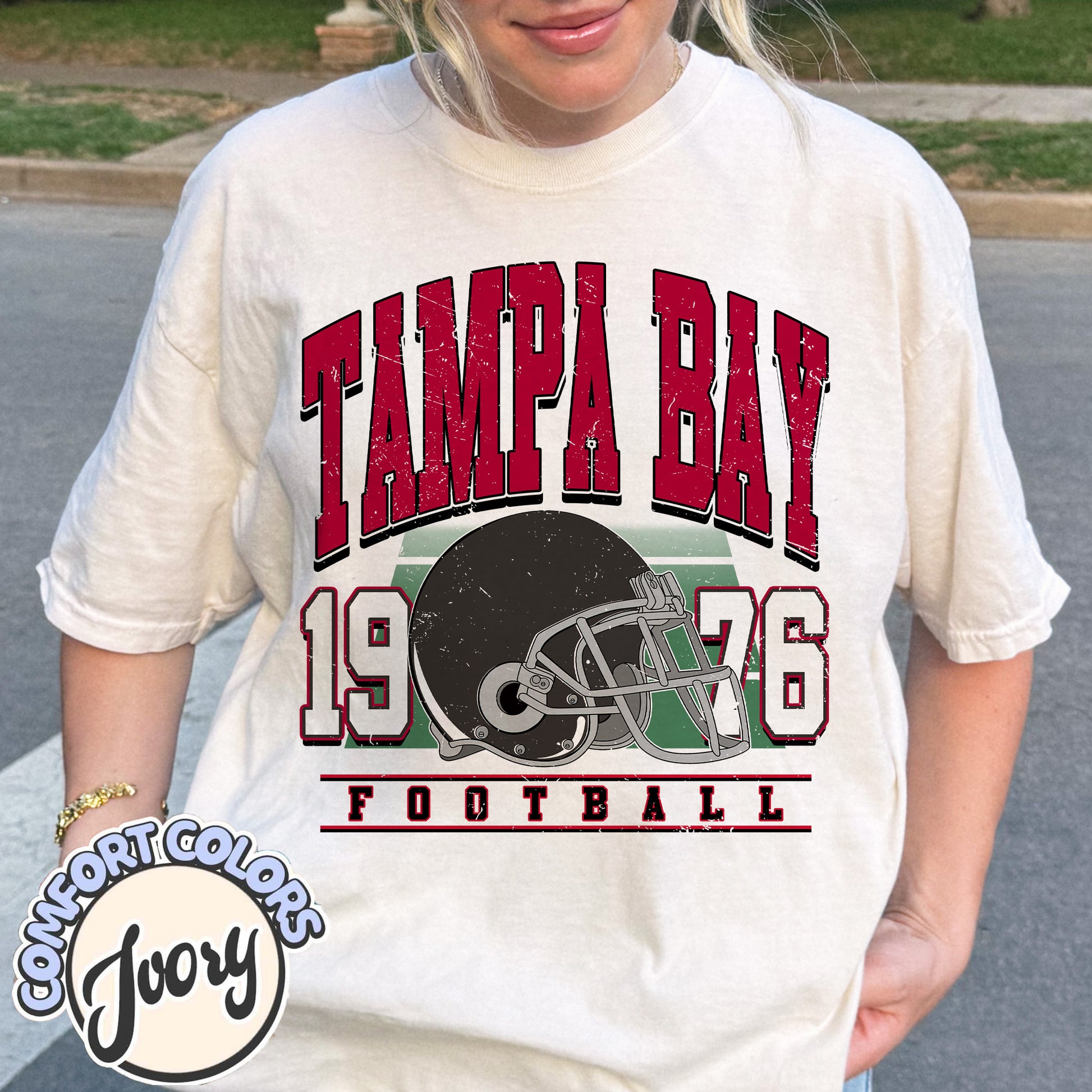 Unisex Tampa Bay football vintage t-shirt for men and women