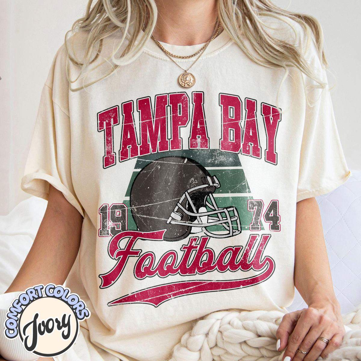 Unisex Tampa Bay football vintage t-shirt for men and women